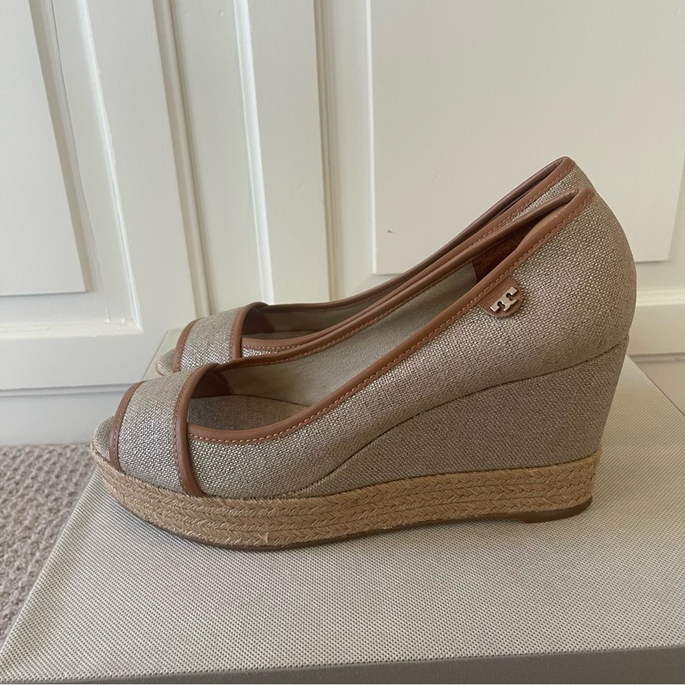 Fab Tory Burch Summer Wedges
